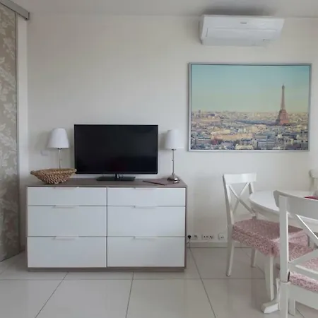 Apartman Modern Air-conditioned In Old Town