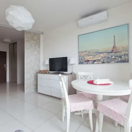 Modern Air-conditioned In Old Town Apartman *